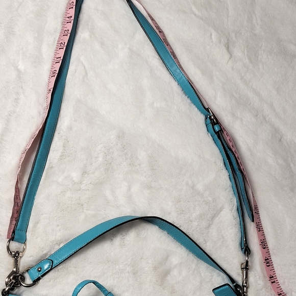 EUC Coach leather Crossbody Bucket bag - Picture 11 of 16